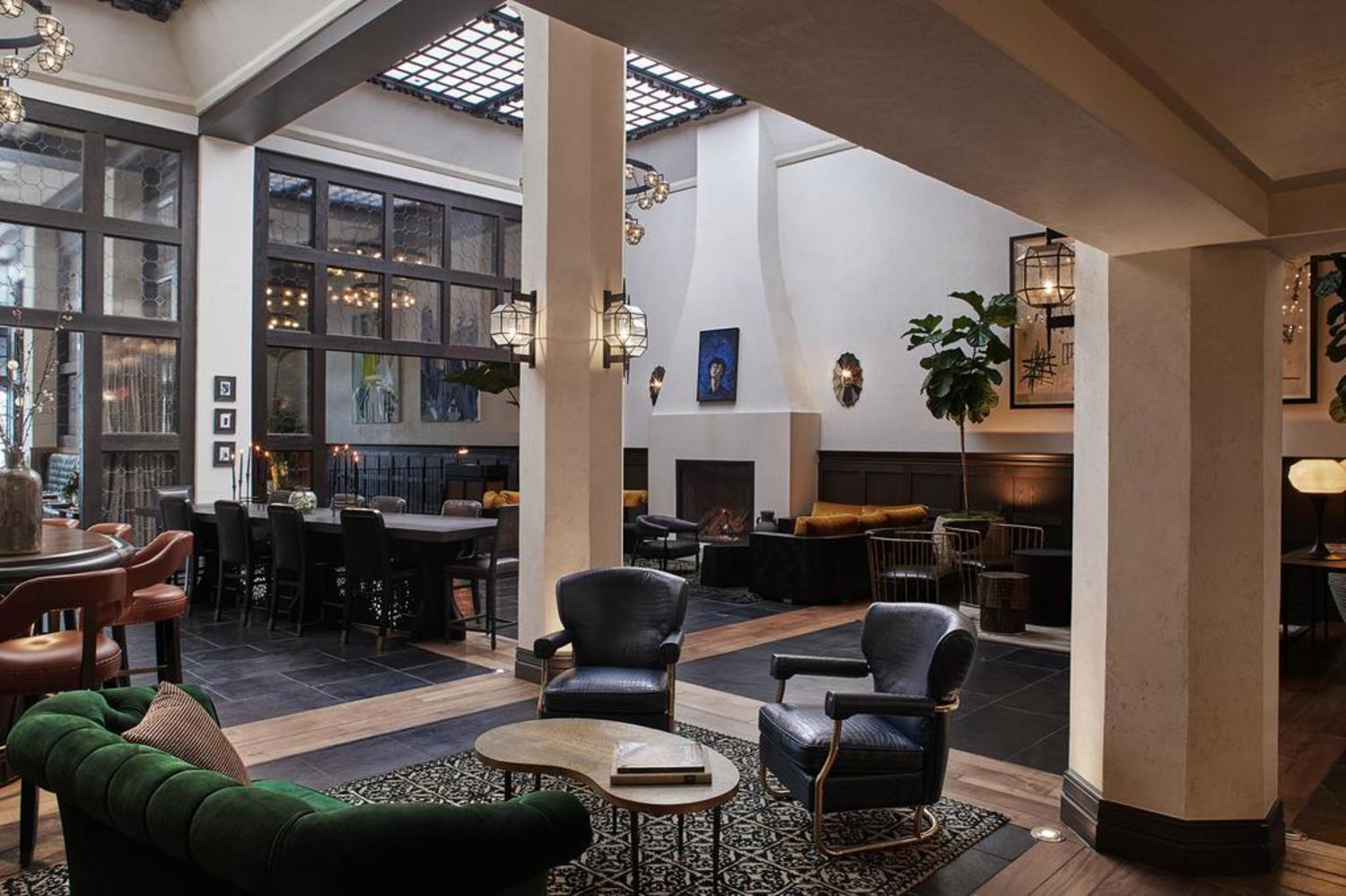 โรงแรมฟิเกรัว ลอสแอนเจลิส ภายนอก รูปภาพ The Hotel's lobby